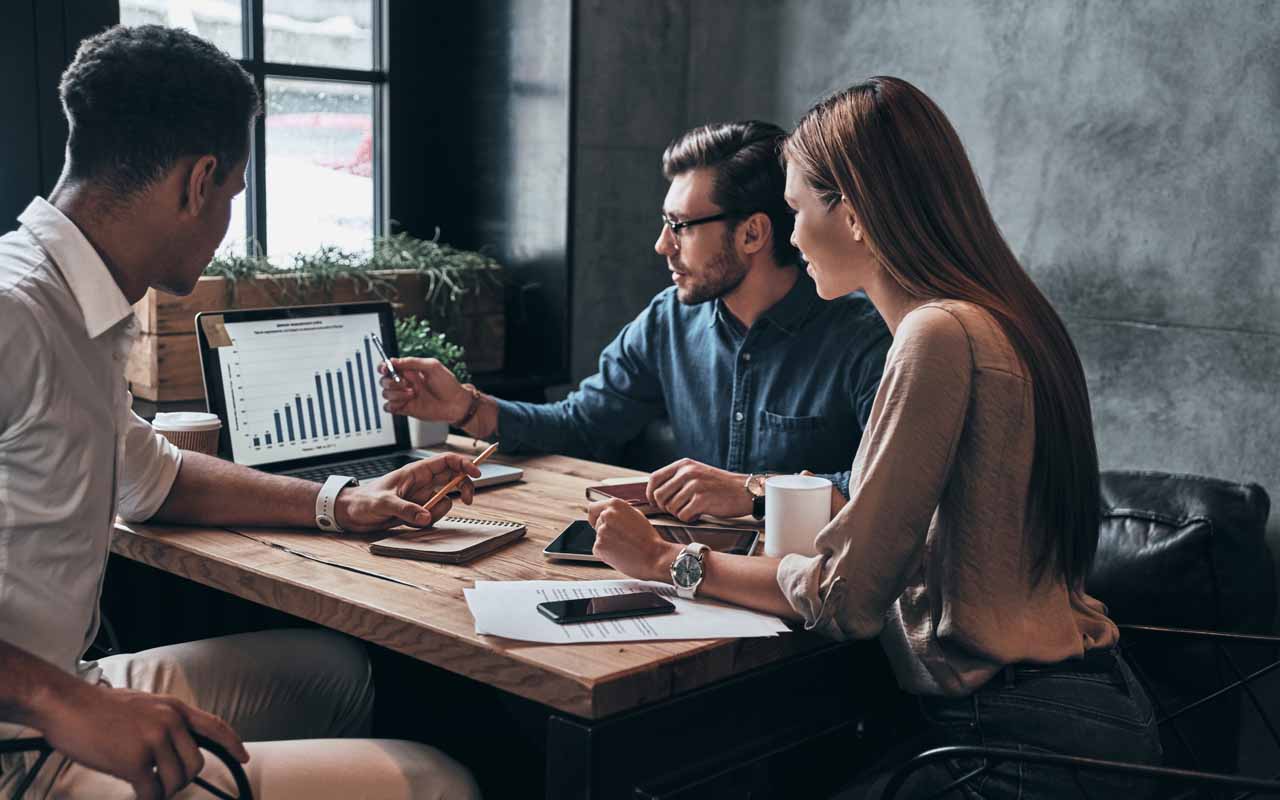 O que é BPO Financeiro e por que ele é obrigatório? Entenda O BPO Financeiro (Business Process Outsourcing Financeiro) é a terceirização de processos financeiros da sua empresa.